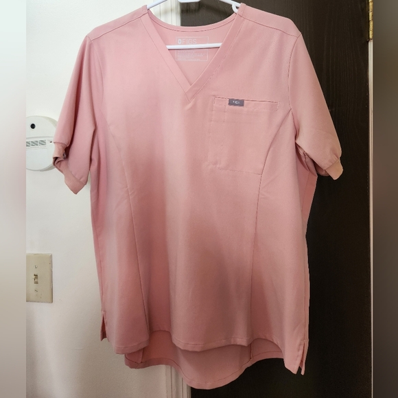 Figs Peridot Puff Sleeve Sleeve Scrub Top In Pink Sand - Picture 3 of 6